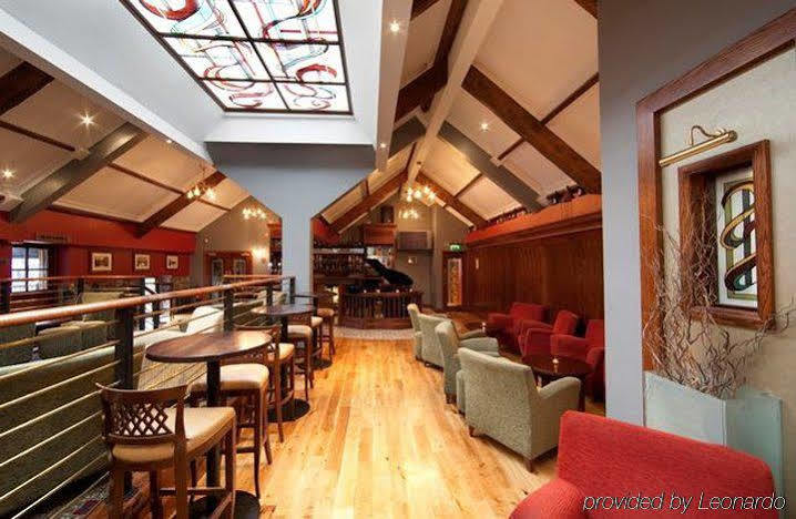 Court Yard Hotel Leixlip Extérieur photo
